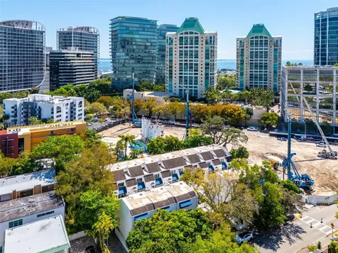 3237 Mary Street Miami FL 33133