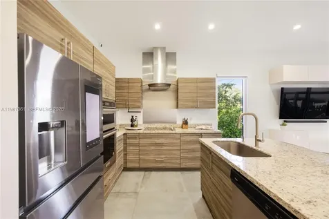 3655 SW 25th Street Miami FL 33133