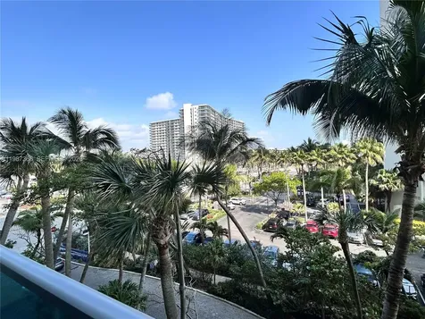 4001 S Ocean Drive Hollywood FL 33019