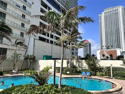 4001 S Ocean Drive Hollywood FL 33019