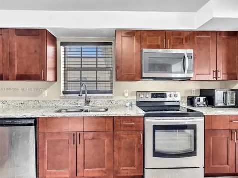 1220 NW 52nd Avenue Lauderhill FL 33313