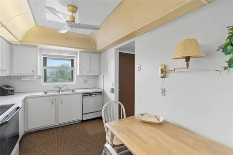 700 SE 6th Avenue Deerfield Beach FL 33441