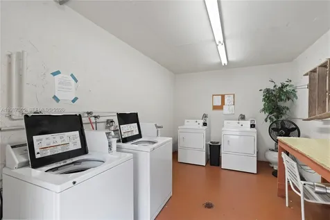 700 SE 6th Avenue Deerfield Beach FL 33441