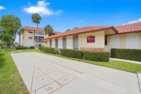 700 SE 6th Avenue Deerfield Beach FL 33441