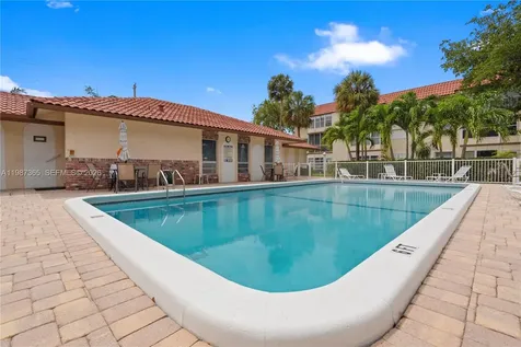 700 SE 6th Avenue Deerfield Beach FL 33441