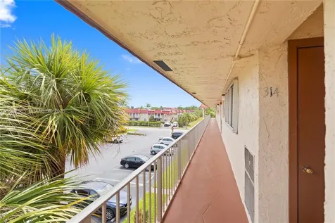 700 SE 6th Avenue Deerfield Beach FL 33441