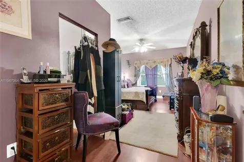 19269 NW 14th Street Pembroke Pines FL 33029