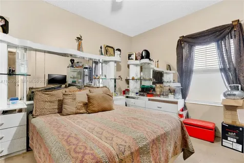 19269 NW 14th Street Pembroke Pines FL 33029