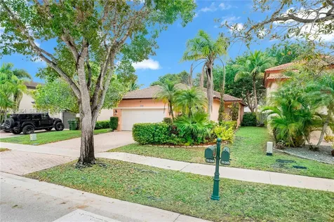 19269 NW 14th Street Pembroke Pines FL 33029