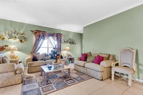 19269 NW 14th Street Pembroke Pines FL 33029