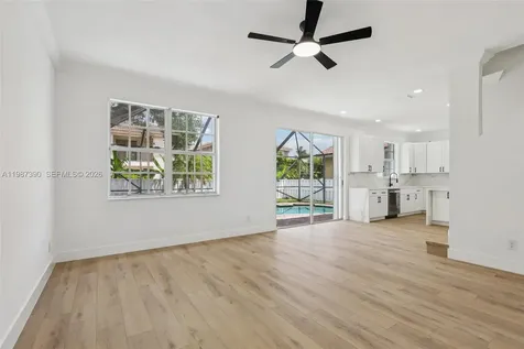 12425 NW 54th Court Coral Springs FL 33076