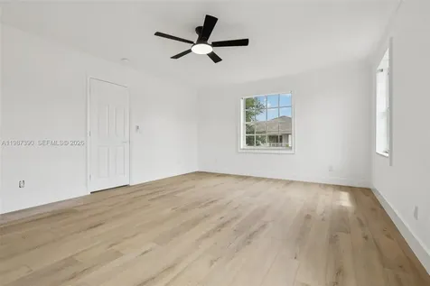 12425 NW 54th Court Coral Springs FL 33076