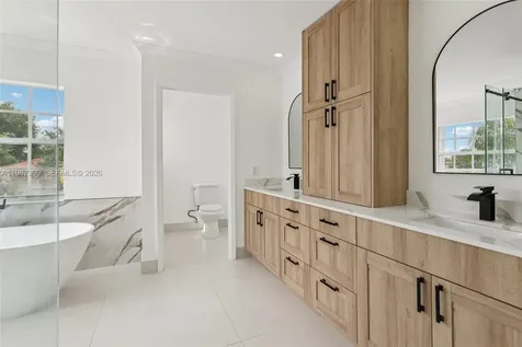 12425 NW 54th Court Coral Springs FL 33076