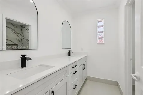 12425 NW 54th Court Coral Springs FL 33076