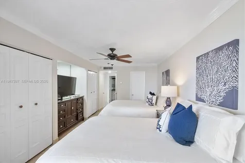 5555 Collins Avenue Miami Beach FL 33140