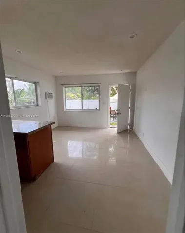 6220 Dawson Street Hollywood FL 33023