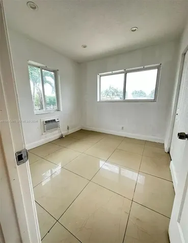6220 Dawson Street Hollywood FL 33023