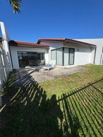 534 NE 195th Street Miami FL 33179