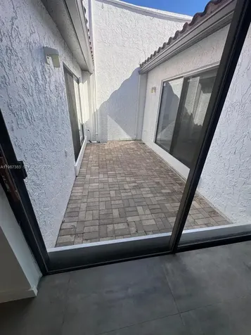 534 NE 195th Street Miami FL 33179
