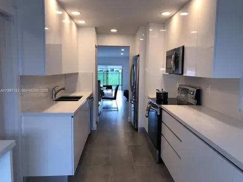 534 NE 195th Street Miami FL 33179