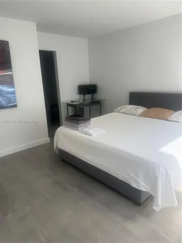 534 NE 195th Street Miami FL 33179