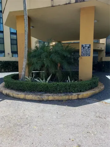 11800 SW 18th Street Miami FL 33175