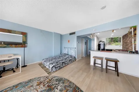 12500 NE 15th Avenue North Miami FL 33161