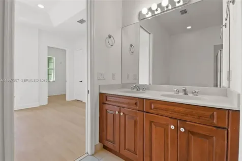 475 Ocean Ridge Way Juno Beach FL 33408