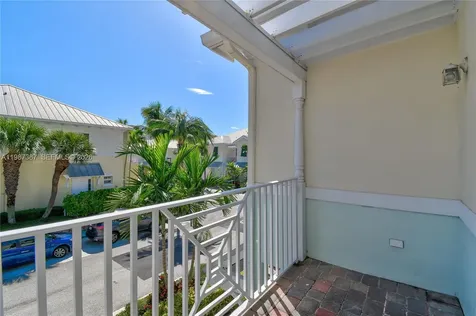 475 Ocean Ridge Way Juno Beach FL 33408