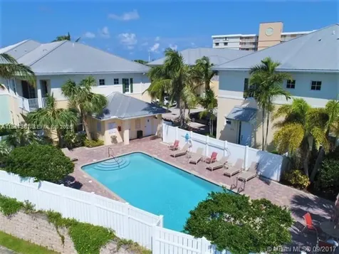 475 Ocean Ridge Way Juno Beach FL 33408