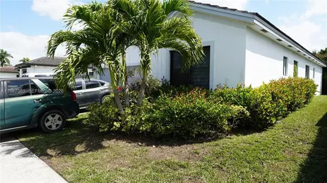 16869 SW 109th Place Miami FL 33157