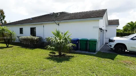 16869 SW 109th Place Miami FL 33157