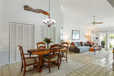 19994 NE 5th Court Miami FL 33179