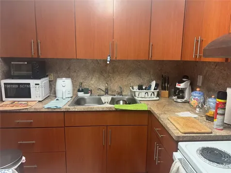 16701 NE 13th Avenue North Miami Beach FL 33162