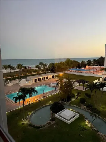 5005 Collins Avenue Miami Beach FL 33140