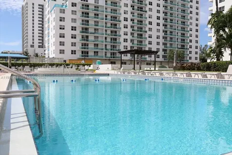 5005 Collins Avenue Miami Beach FL 33140