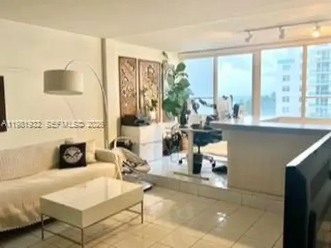 5005 Collins Avenue Miami Beach FL 33140