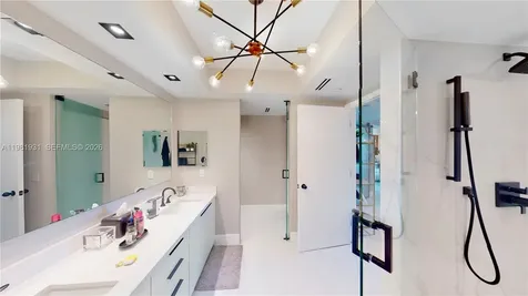 1000 Island Boulevard Aventura FL 33160