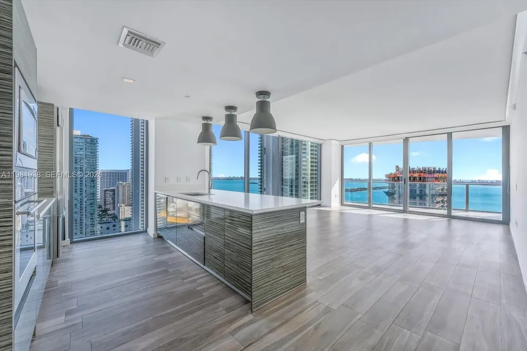 460 NE 28th Street Miami FL 33137