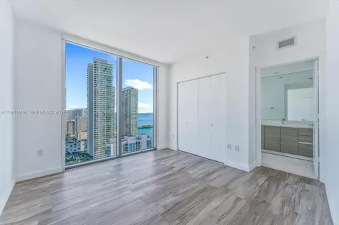 460 NE 28th Street Miami FL 33137