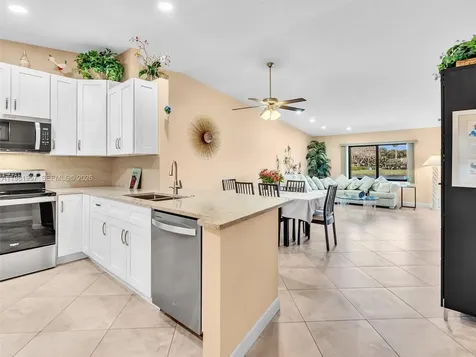8111 Songbird Terrace Boca Raton FL 33496