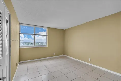 9143 SW 77th Avenue Miami FL 33156