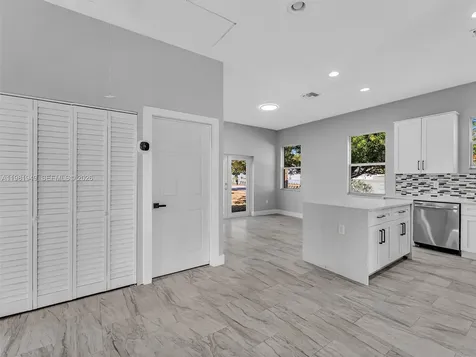 803 20th N Street Fort Pierce FL 34950