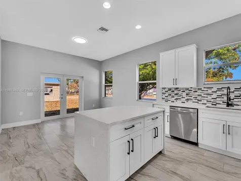 803 20th N Street Fort Pierce FL 34950