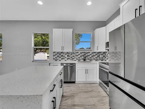 803 20th N Street Fort Pierce FL 34950