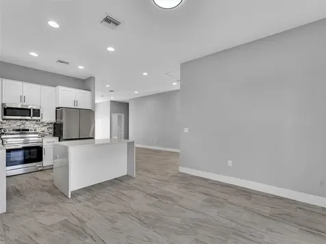 803 20th N Street Fort Pierce FL 34950