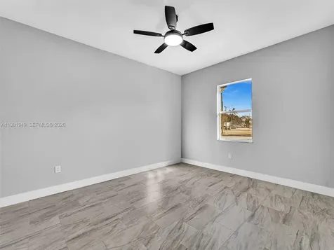 803 20th N Street Fort Pierce FL 34950