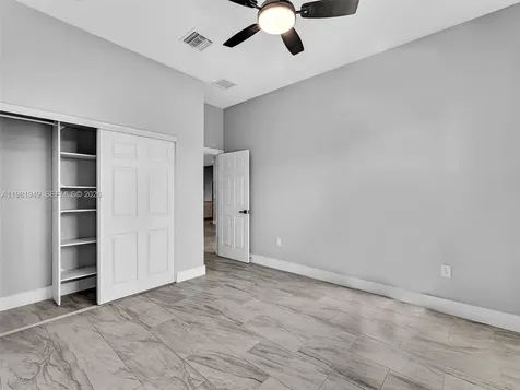 803 20th N Street Fort Pierce FL 34950