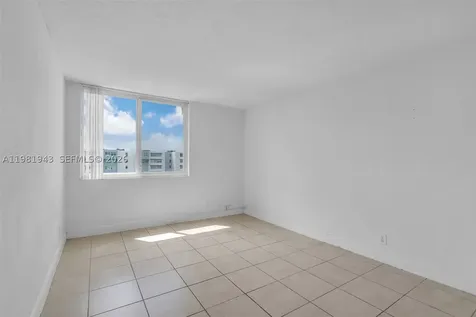 9001 SW 77th Avenue Miami FL 33156