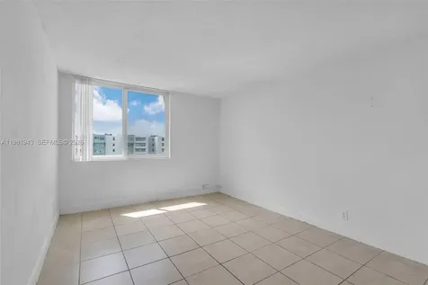9001 SW 77th Avenue Miami FL 33156